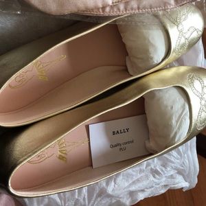 Bally flat